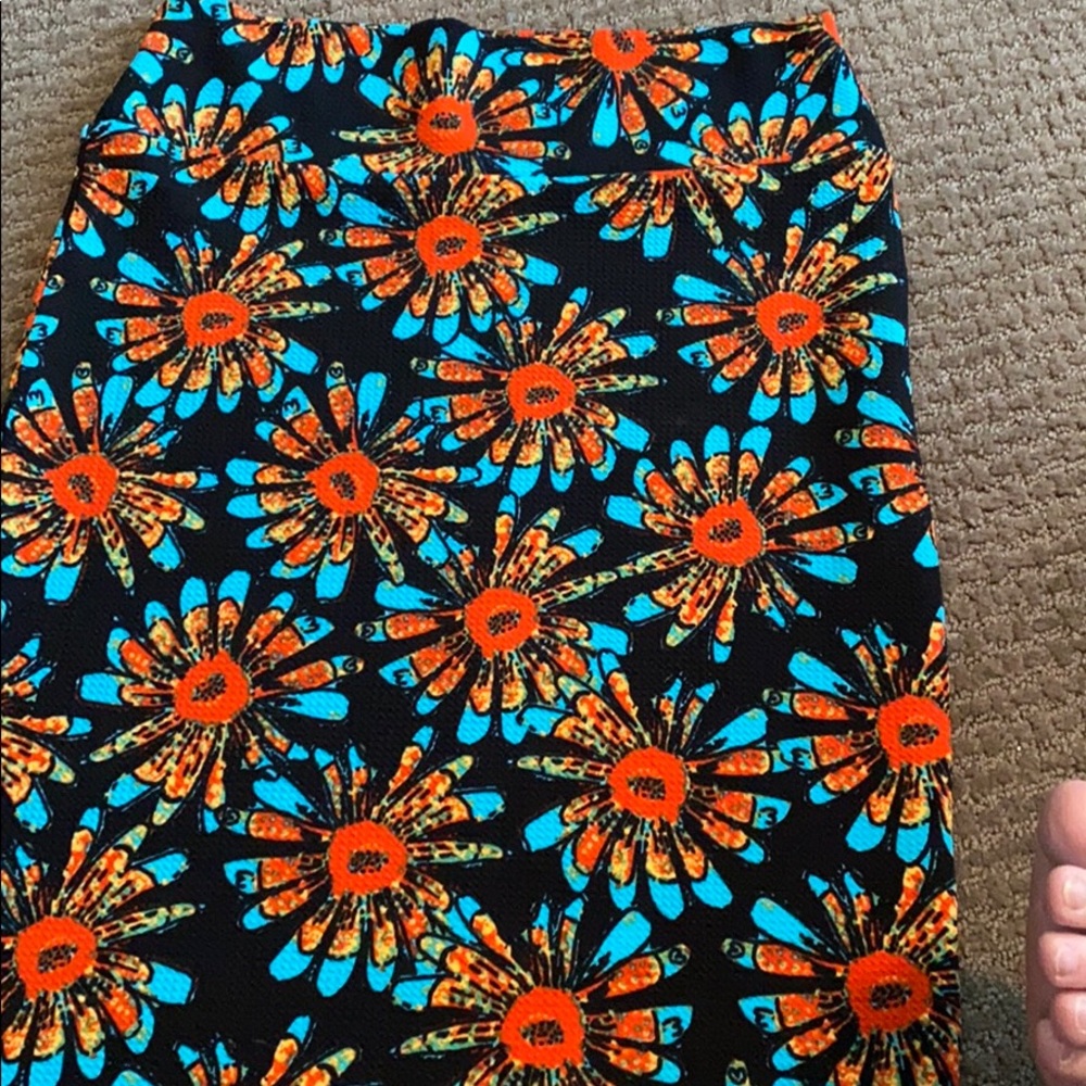 Lularoe Cassie  skirt